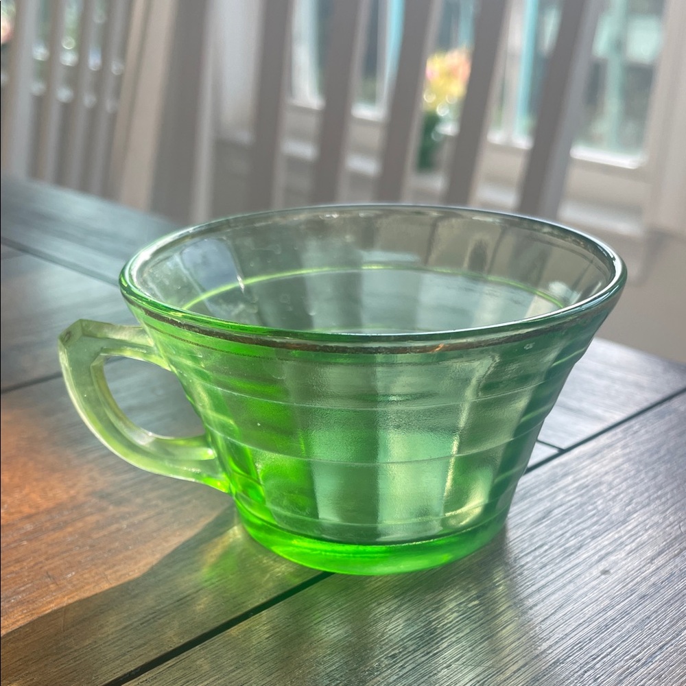 Anchor Hocking Block Optic Green 3 3/4 Flared gold trim Cup